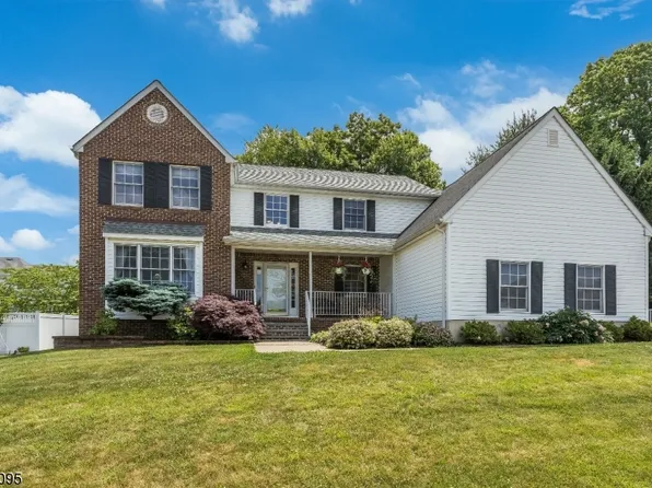 19 Tamarack Dr, Roxbury Twp., NJ 07876