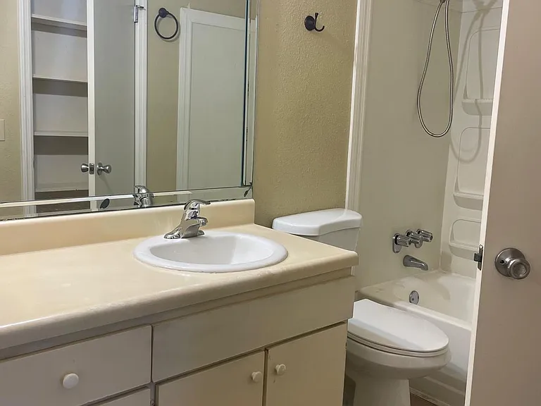 375 Wymore Rd #202 — Photo 1