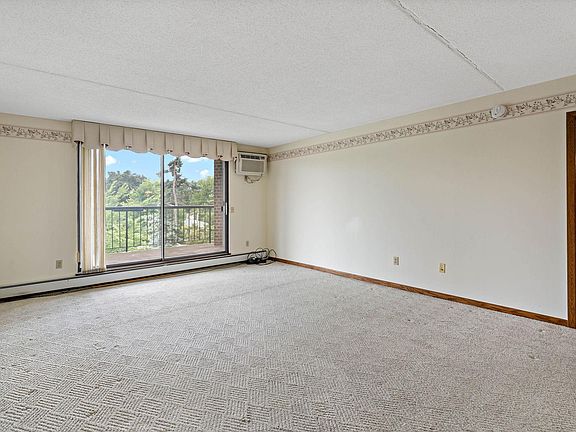 5th image of 2601 Kenzie Ter APT 315