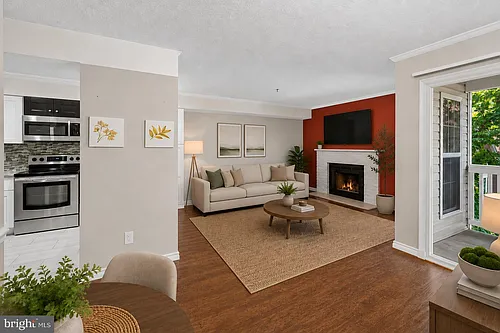 1504 Lincoln Way Photo 1