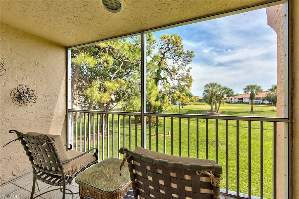 2 bed, 2.0 bath, 842 sqft, $3,000 — Photo 2
