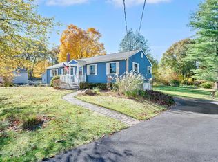 4 Pinnacle Rd, Ellington, CT 06029