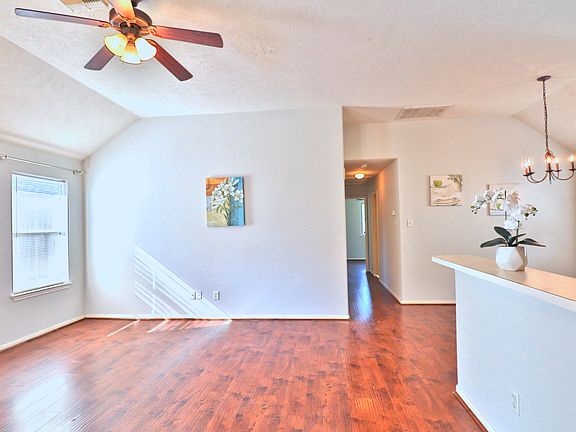 4th image of 4023 Portman Glen Ln