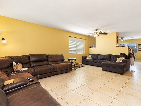 4th image of 30485 Pine Creek Dr