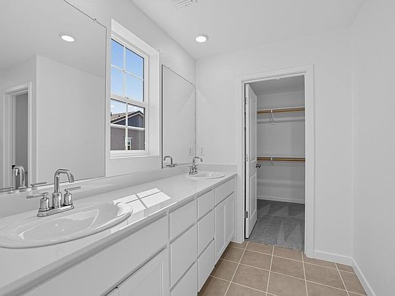 4th image of 7713 Gray Wolf Way