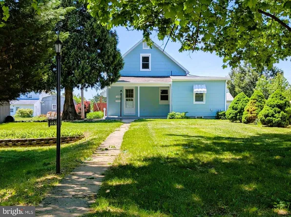 110 Sanford Ave, Hanover, PA 17331