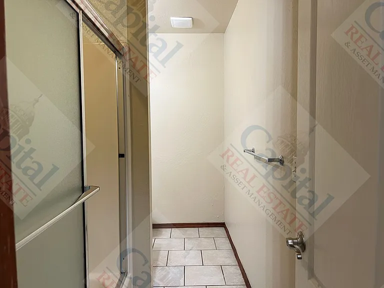 20635 Penny Ln — Photo 17