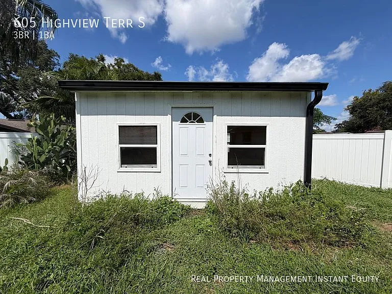 605 Highview Ter S — Photo 18