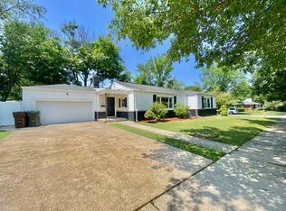 830 Latimer Ln, Flossmoor, IL 60422