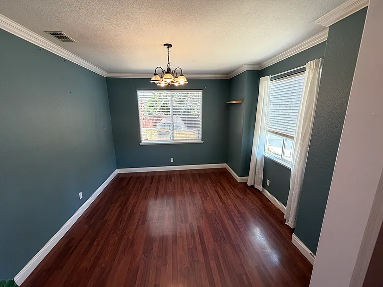 40 Curtis Ct — Photo 4