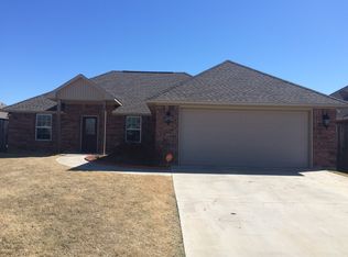2306 SW Rolling Hills Pl, Lawton, OK 73505