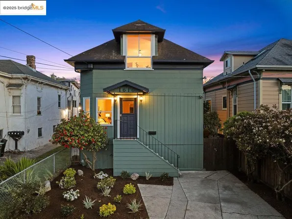 1616 Harmon St, Berkeley, CA 94703