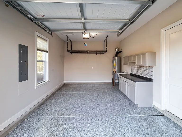 18314 Doves Crest Rd — Photo 49