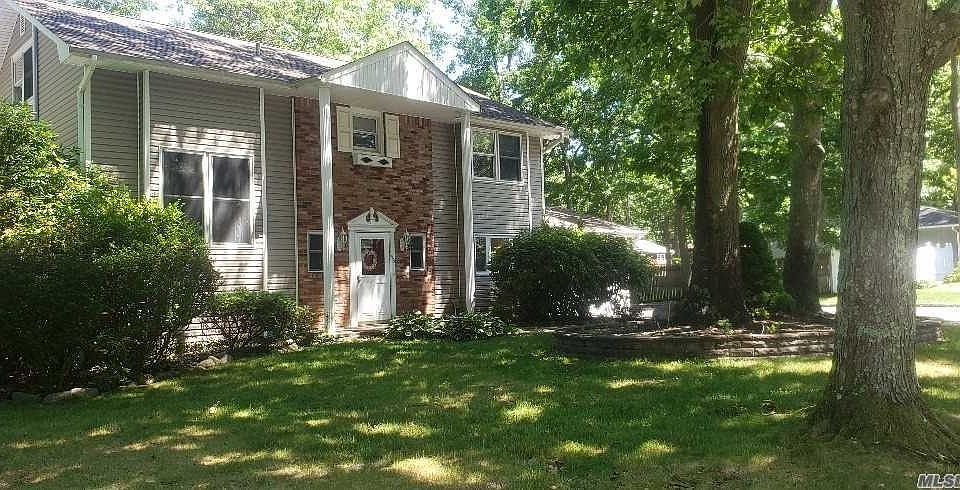 1st image of 53 Patchogue Dr