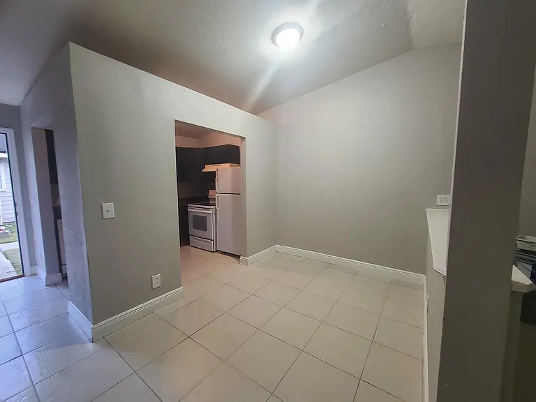 4178 Lorenzo Ct #3 — Photo 3