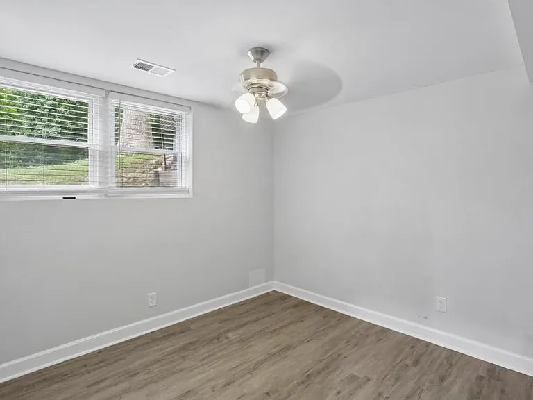 2893 White Oak Dr — Photo 14