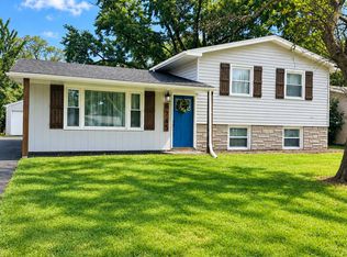 6745 Van Buren Pl, Merrillville, IN 46410