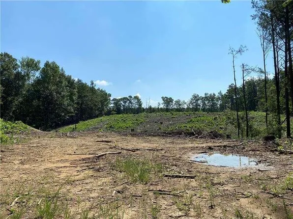 40 Lois Ln NW, Adairsville, GA 30103