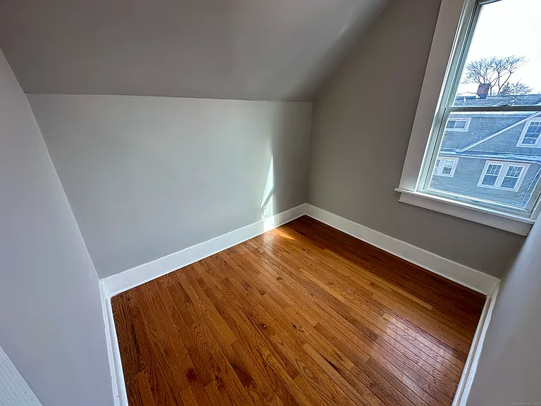 2683 Fairfield Ave #3 — Photo 12