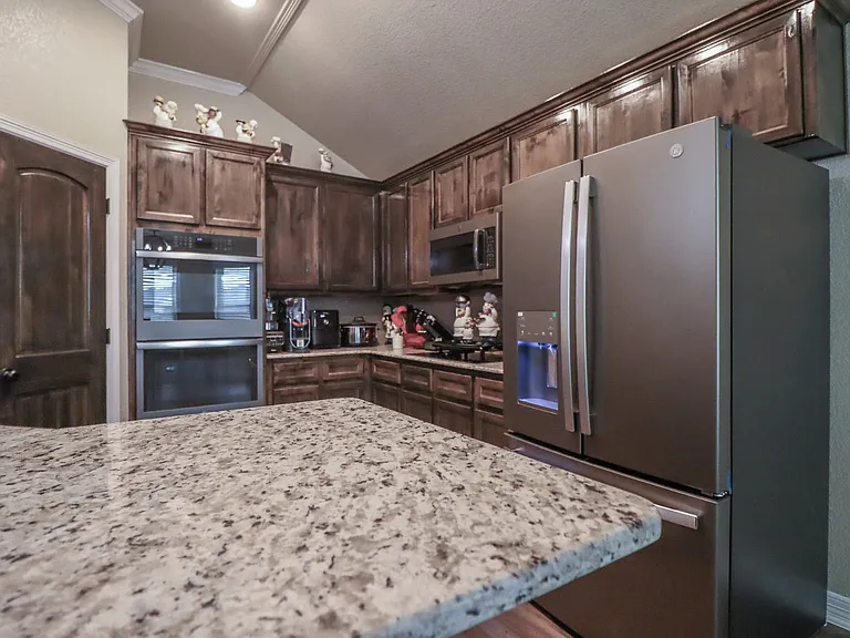 8107 Preston Hollow Dr — Photo 16