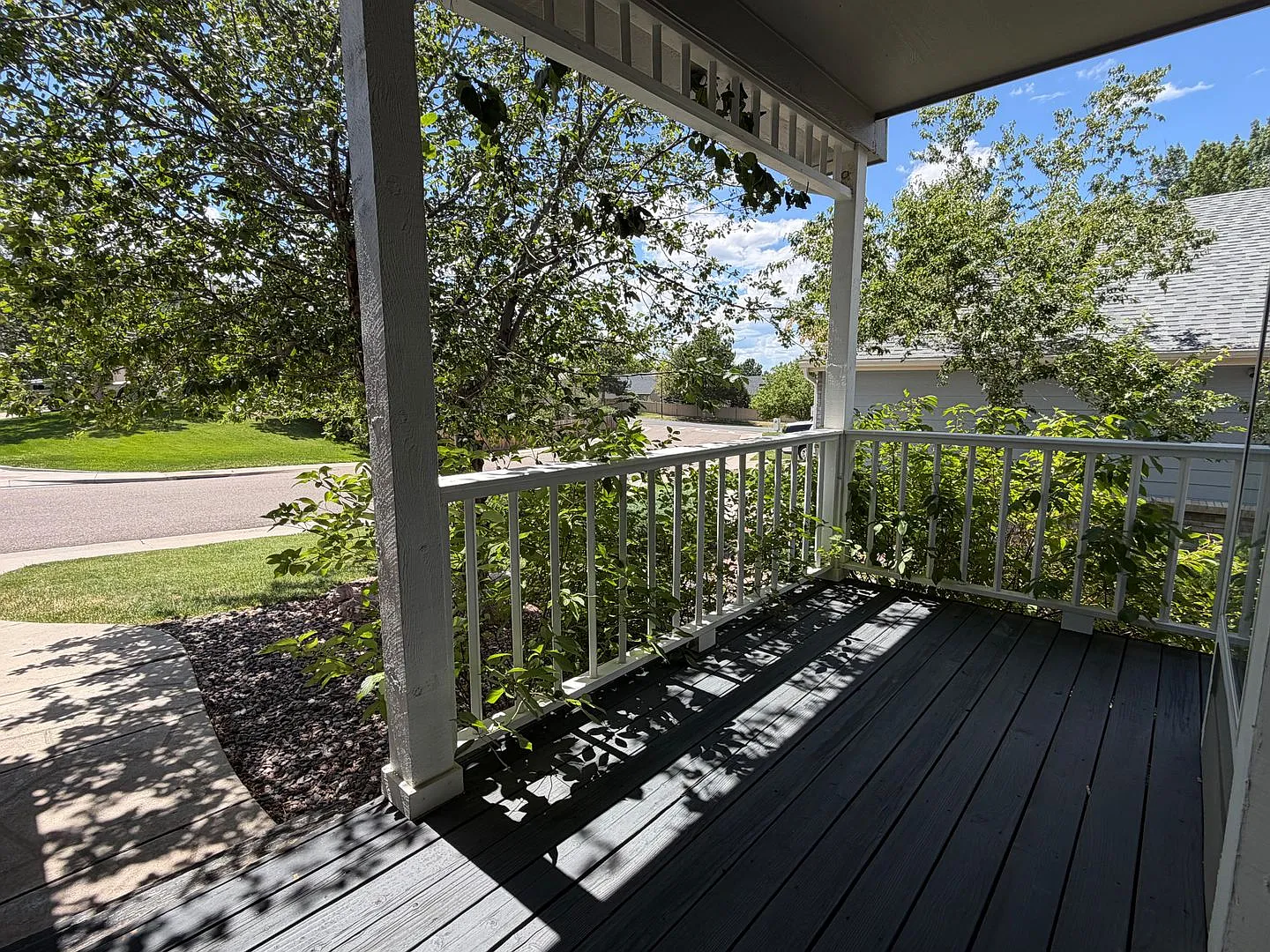 Spacious 3-bedroom, 3-bathroom home in the Villages of Parkerclose to parks, trails, and local sc... — Photo 2