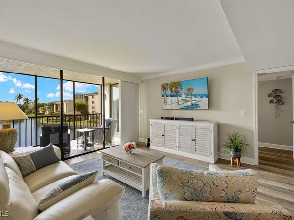 4200 Steamboat Bnd APT 303, Fort Myers, FL 33919