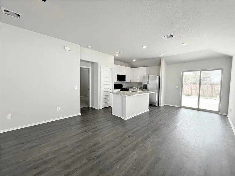21611 Dessert Lilly Rd — Photo 6