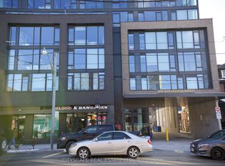 899 College St W #618, Toronto, ON M6H 1A1