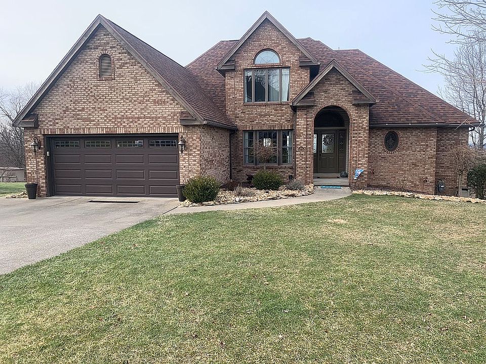 1st image of 1044 Imperial Dr