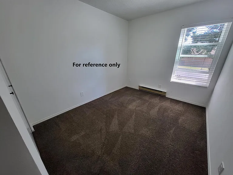2460 Glen Eagle Cres — Photo 13