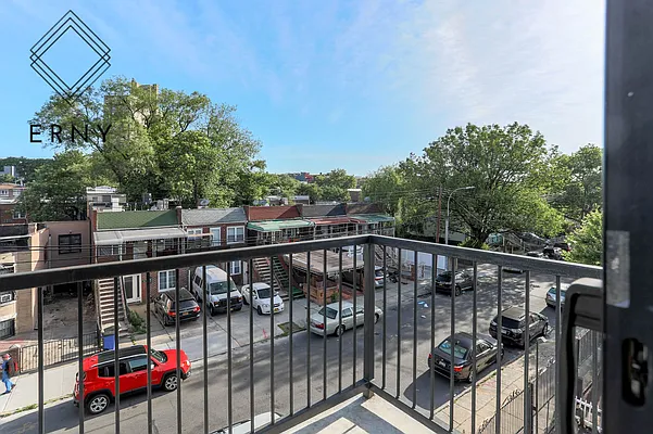 Rented by Pinn Realty | media 24