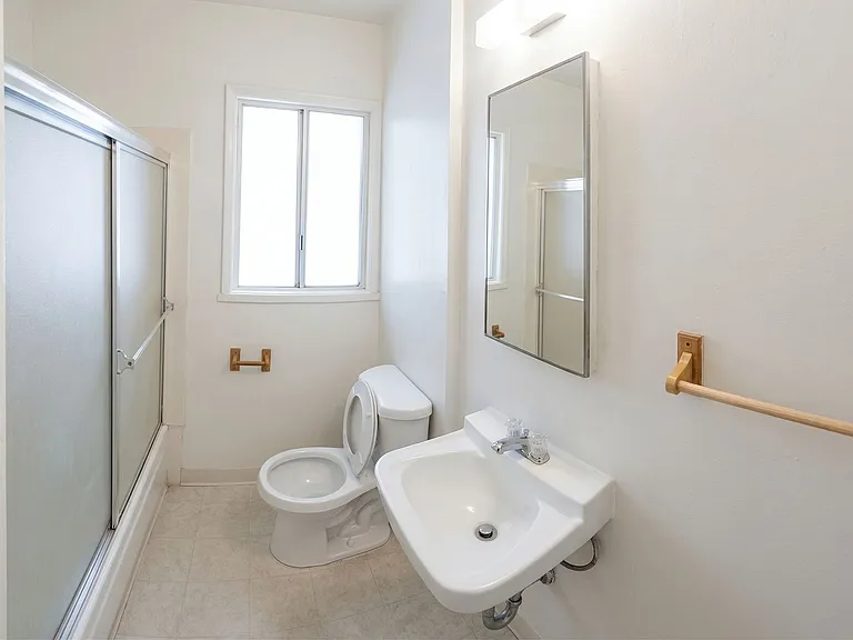 410 Bristol Blvd — Photo 8