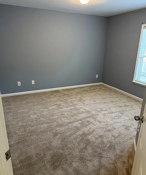 526 Elm Ave — Photo 27