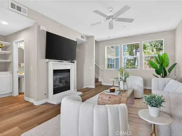 217 W Zinfandel Dr, Covina, CA 91723