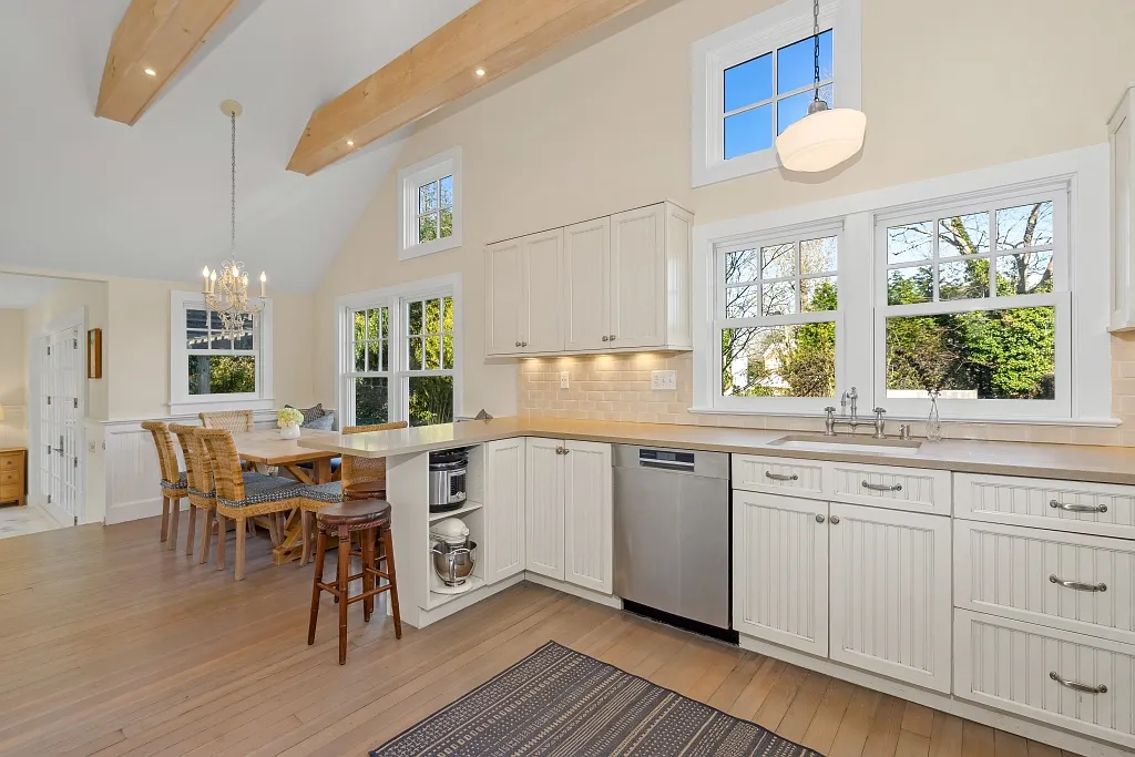 Sag Harbor Village Rental — Photo 3
