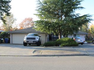 5013 Sand Point Pl NE #B, Seattle, WA 98105