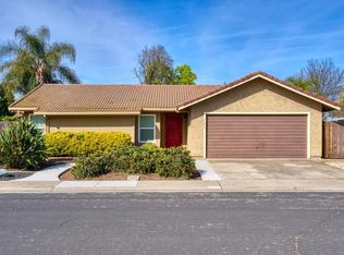 1859 Elmwood Ln, Manteca, CA 95336