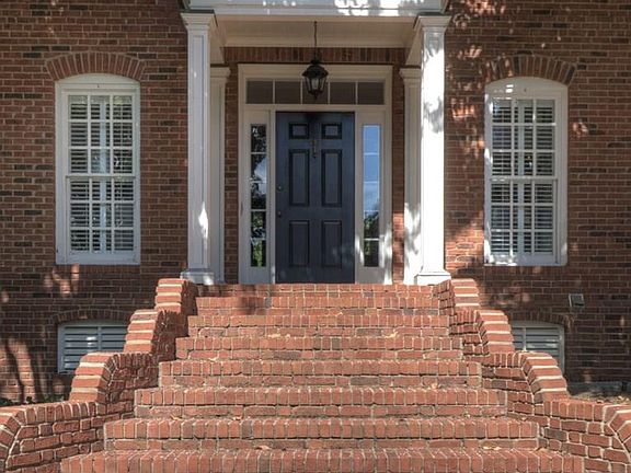 2nd image of 3289 McCullers Dr
