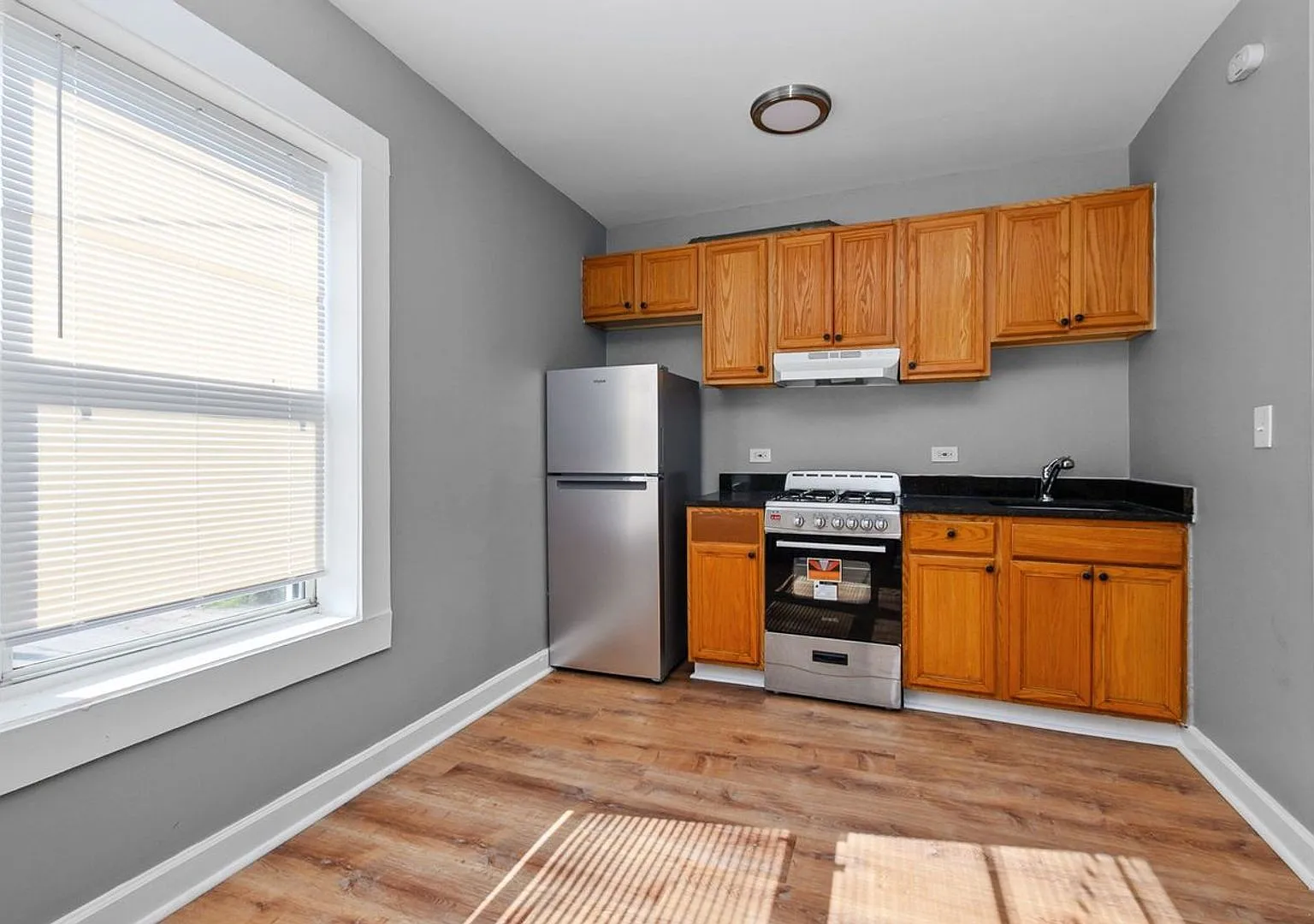 4344 Ellis MOBILITY ZONE — Photo 3