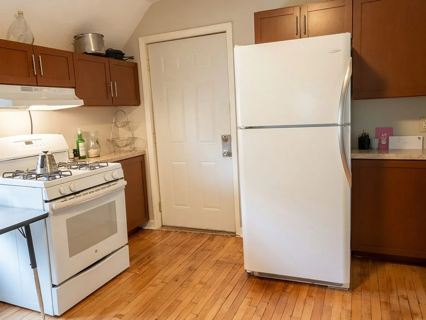 353 Lawson Ave E — Photo 4