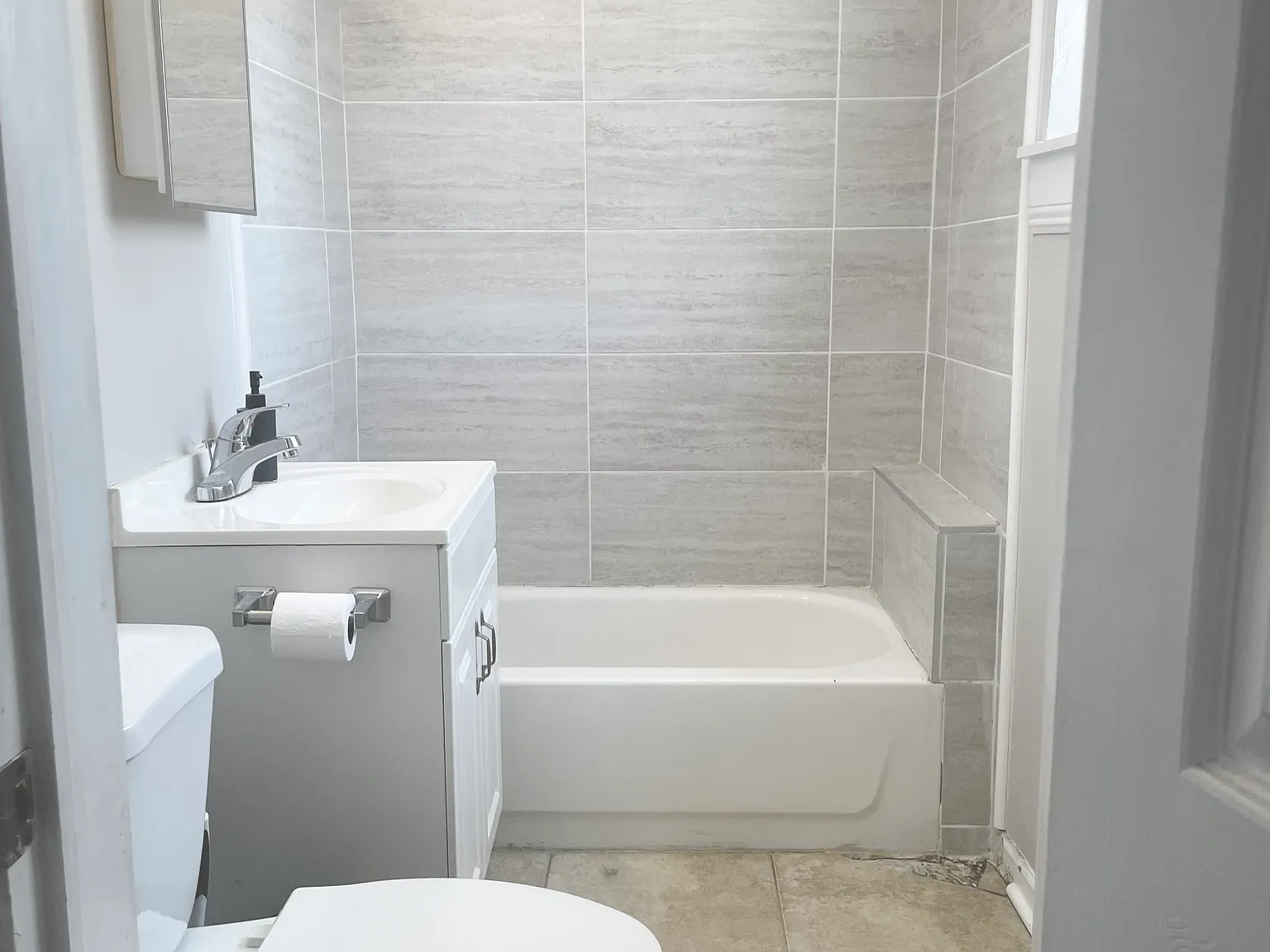 1 bed, $1,200 — Photo 4