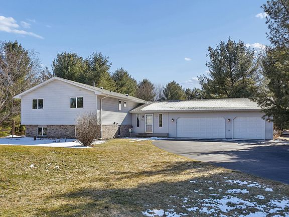 2nd image of 725 Packer Dr