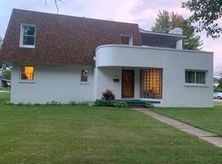 703 N 12th St, Rochelle, IL 61068