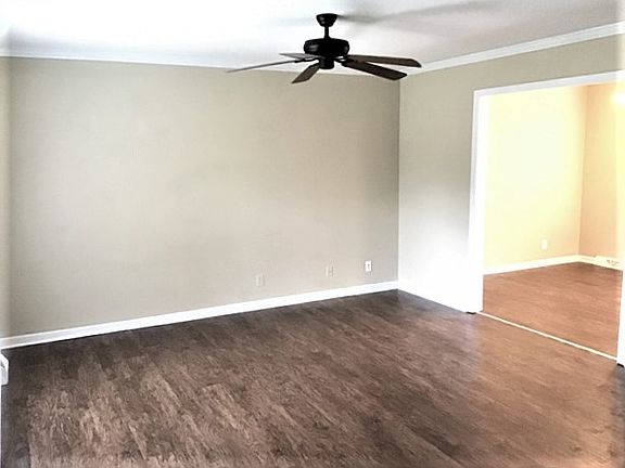 3rd image of 164 Lancashire Dr