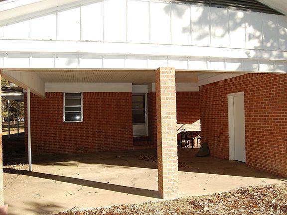 3rd image of 119 W Ouachita #502