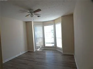 3277 Crossfield Ln — Photo 10