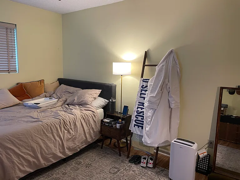 24 Coventry Ct — Photo 4
