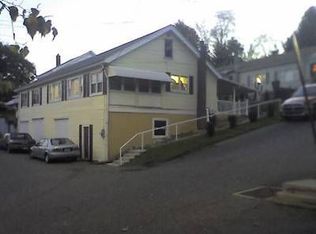 24 Jerome St, Tamaqua, PA 18252
