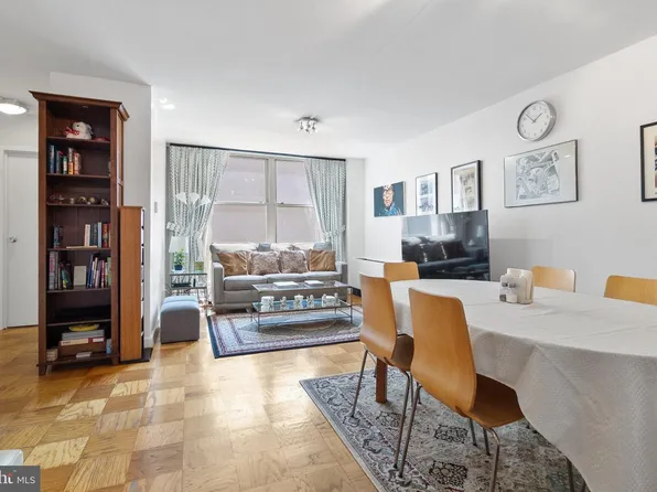 1260 21st St NW APT 904, Washington, DC 20036
