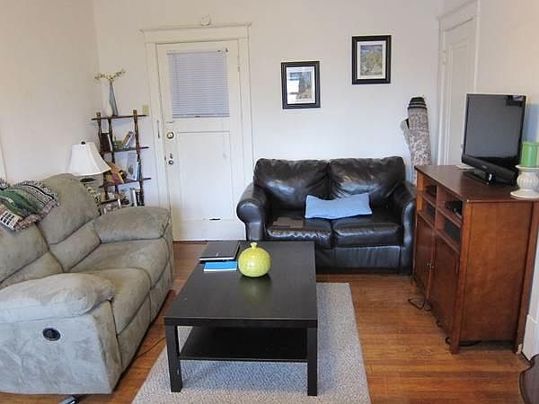 1st image of 4366 Maryland Ave